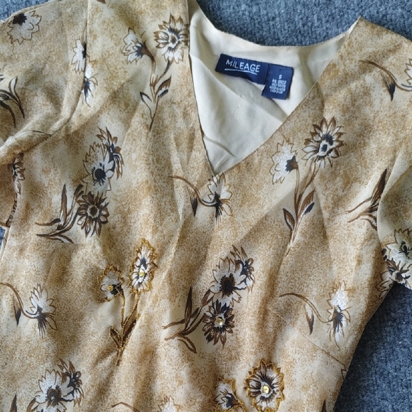 Beige Floral Maxi Dress - Picture 12 of 12